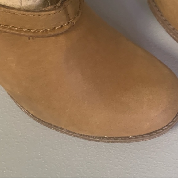 Clarks Sashlin Aleta Ankle Heel Boot - dark tan leather - New in box - Picture 7 of 11